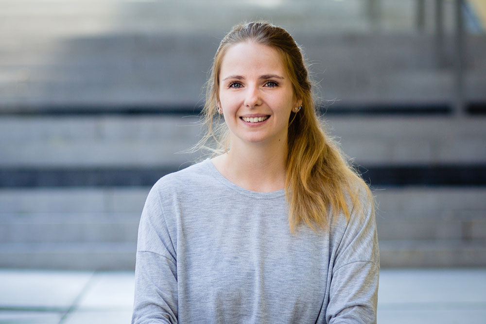 Elina Gansweith Elina Gansweith